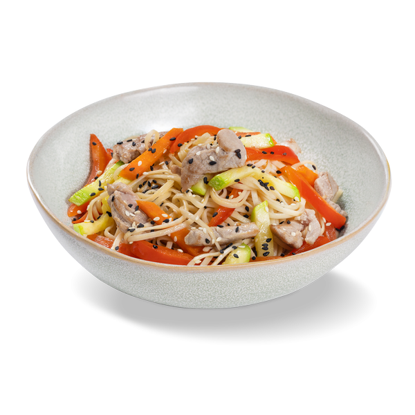 лапша Яичная со свининой и овощами